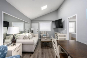 Quaint Home 2BR 1 BA Shared Pool